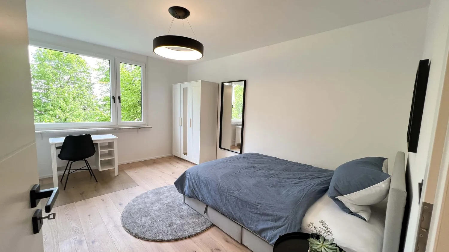 WG-Zimmer mit 15 m² in München – Bild 1