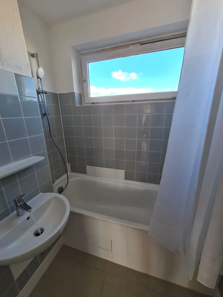 2 Zimmer Wohnung mit 54 m² in Berlin – Bild 1