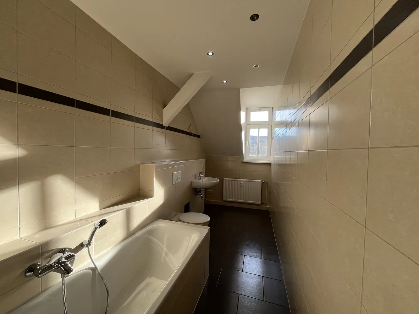 3 room apartment with 90 m² in Chemnitz – Photo 12