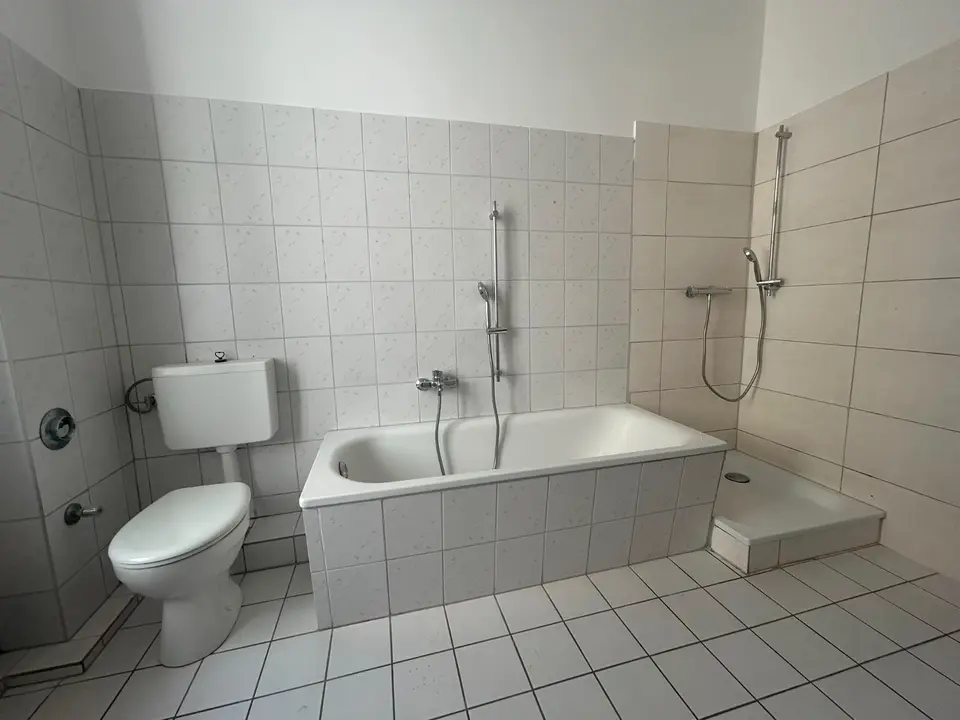 5 Zimmer Wohnung mit 106 m² in Magdeburg – Bild 9