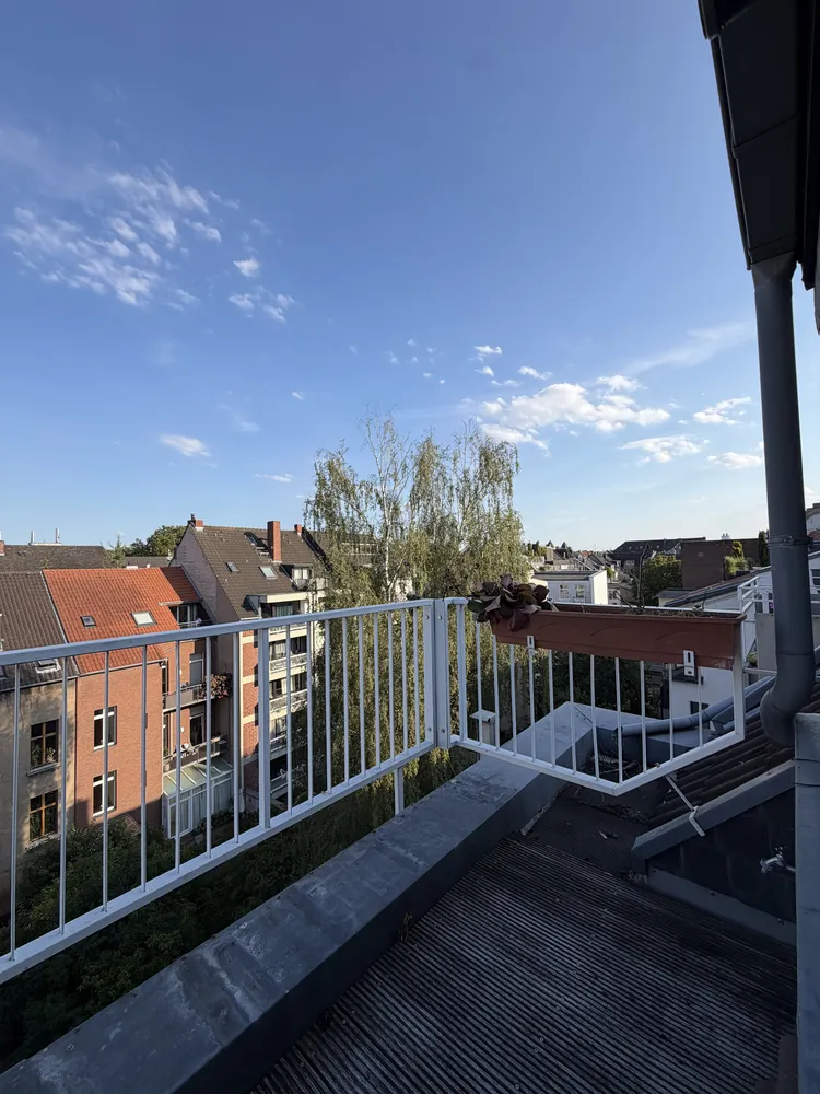 4 Zimmer Wohnung mit 92 m² in Düsseldorf – Bild 11