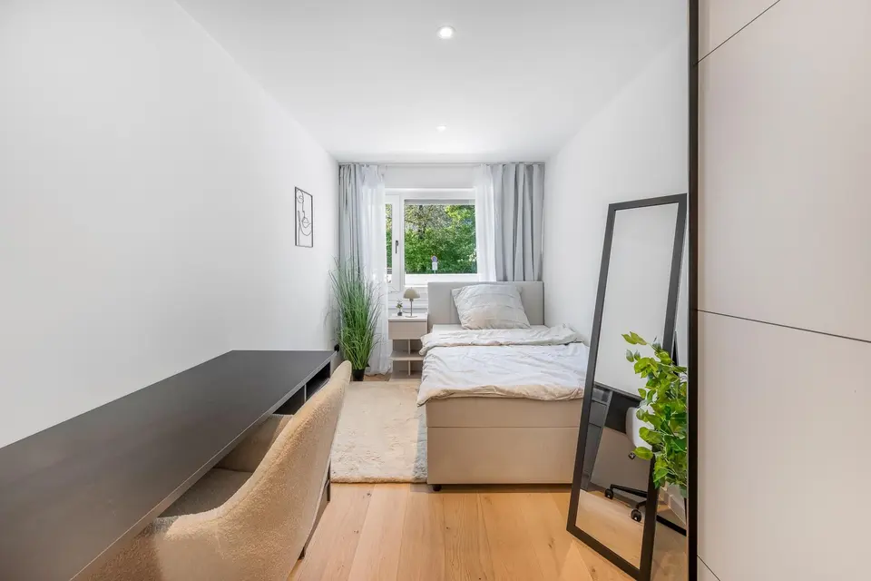 5 Zimmer Wohnung mit 10 m² in München – Bild 3