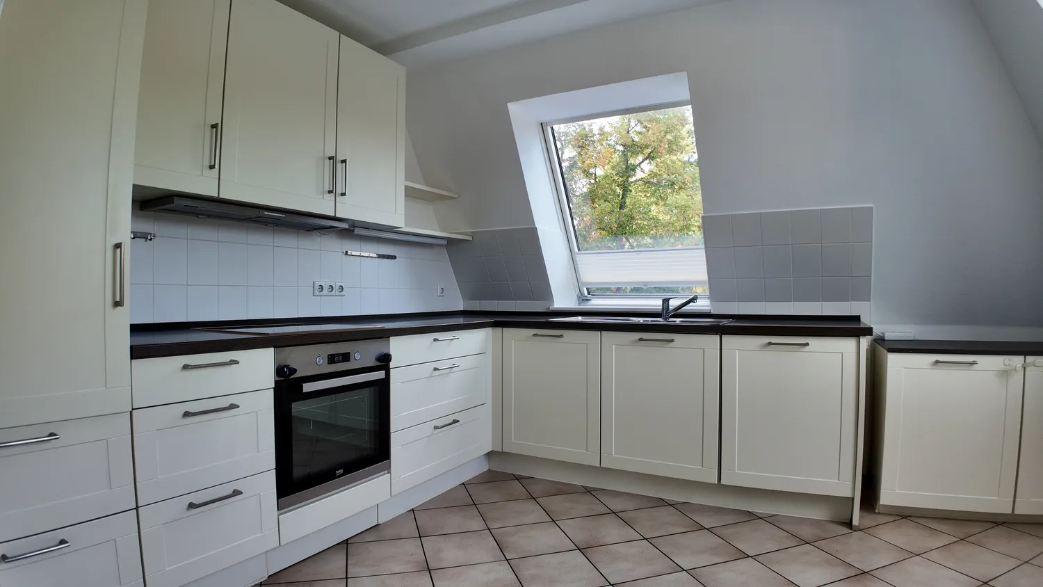 5 Zimmer Wohnung mit 130 m² in Berlin – Bild 3