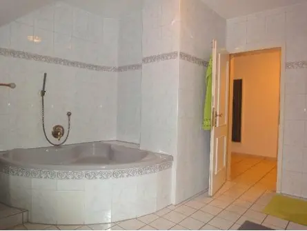 3 Zimmer Wohnung mit 105 m² in Leverkusen – Bild 5