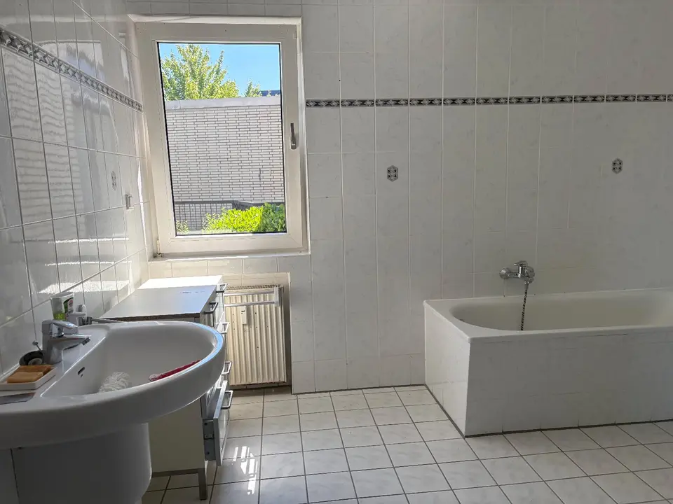 4 Zimmer Wohnung mit 110 m² in Duisburg – Bild 6