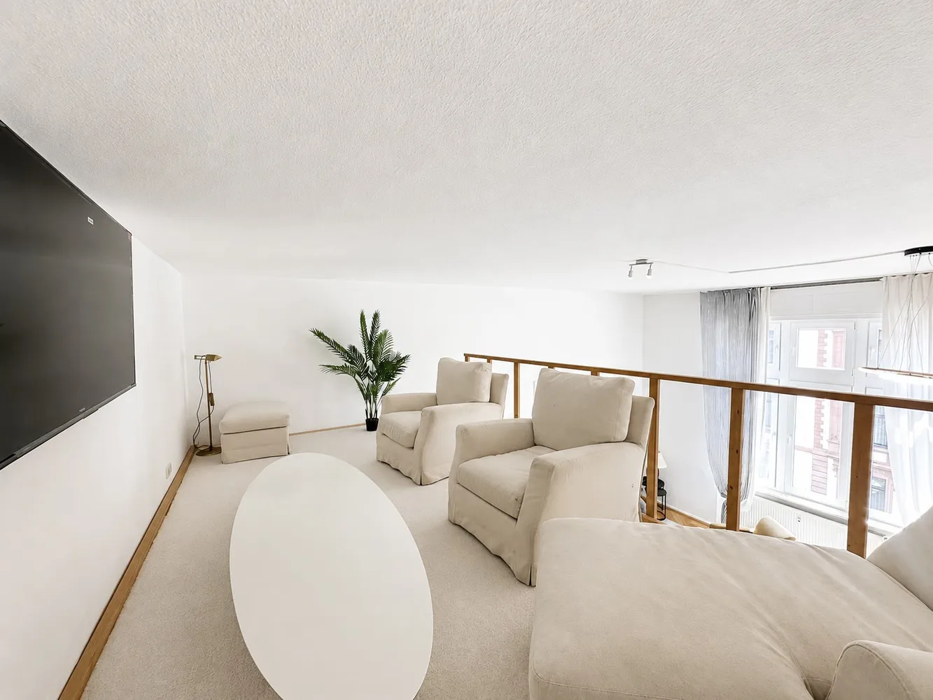 3 Zimmer Wohnung mit 95 m² in Frankfurt am Main – Bild 3
