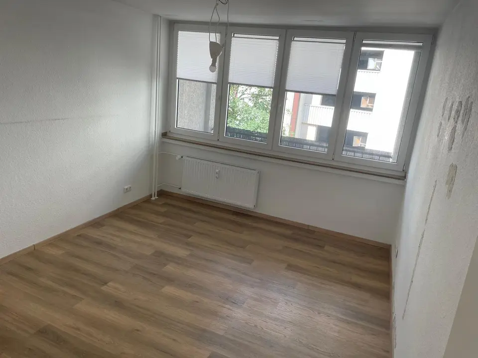 3 Zimmer Wohnung mit 77 m² in Duisburg – Bild 2