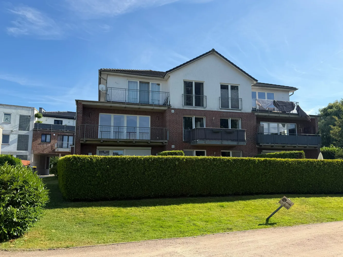 3 Zimmer Wohnung mit 94 m² in Pinneberg – Bild 4