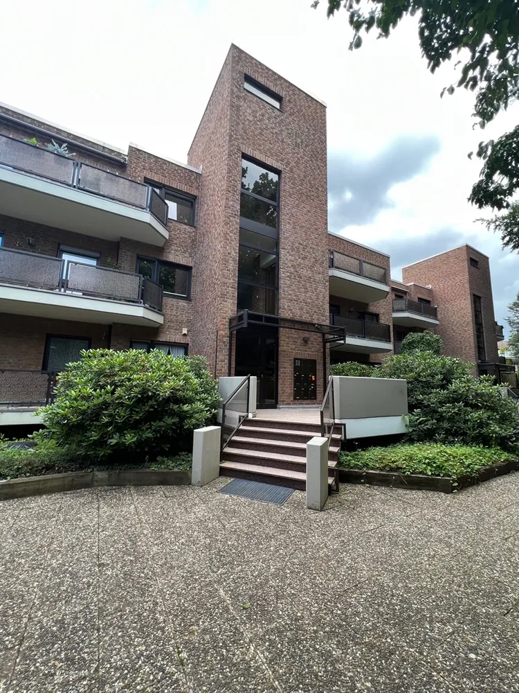 2 room apartment with 89 m² in Cologne – Photo 1