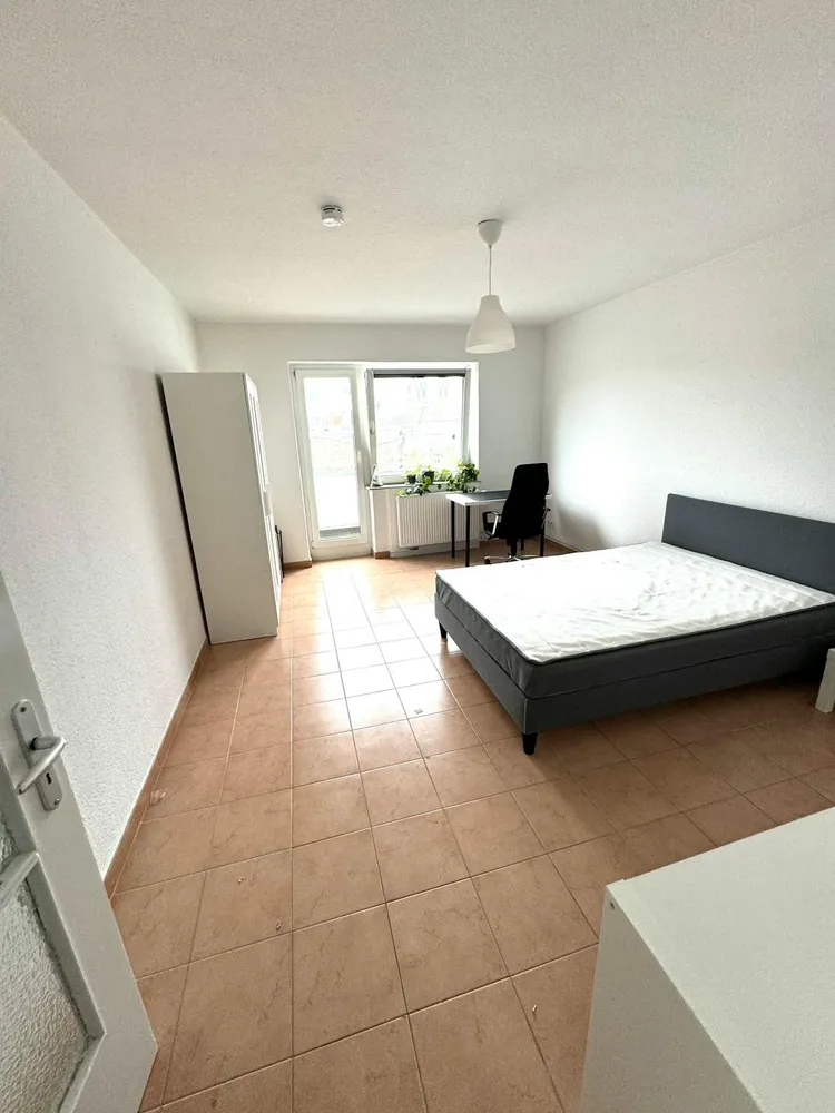 WG-Zimmer mit 15 m² in Düsseldorf – Bild 2