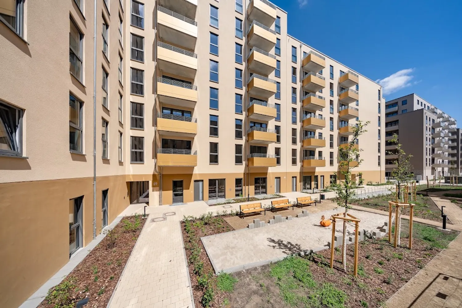 3 Zimmer Wohnung mit 77 m² in Berlin – Bild 1