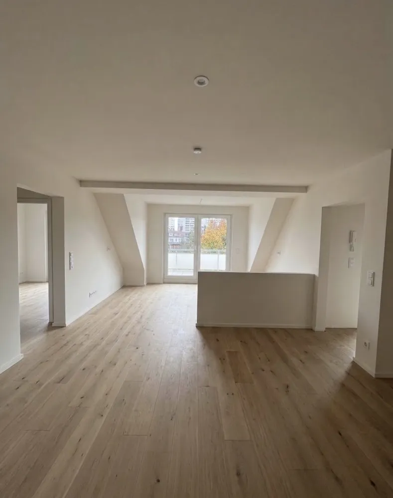 2 Zimmer Wohnung mit 72 m² in Duisburg – Bild 2