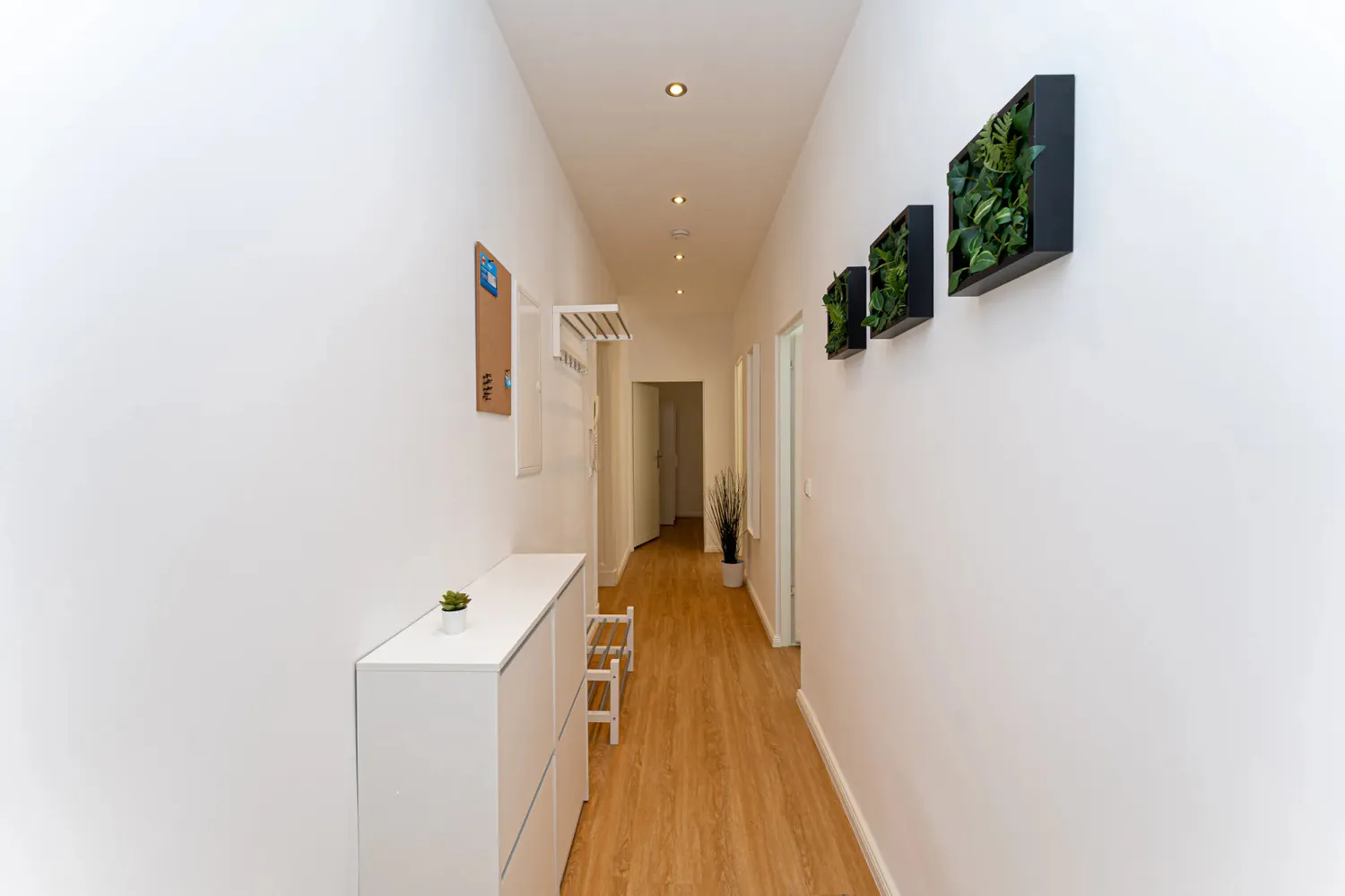 Shared room with 9 m² in Berlin – Photo 9