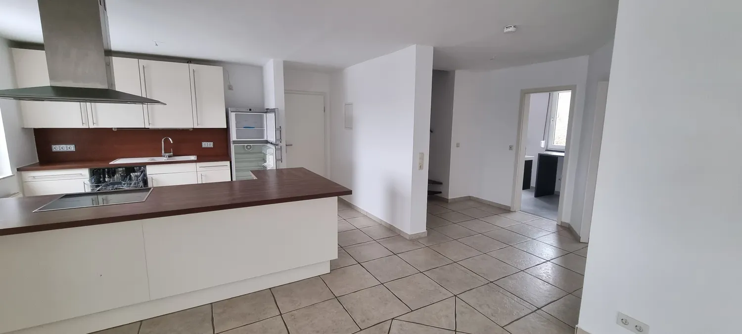 4 Zimmer Wohnung mit 146 m² in Trier – Bild 3