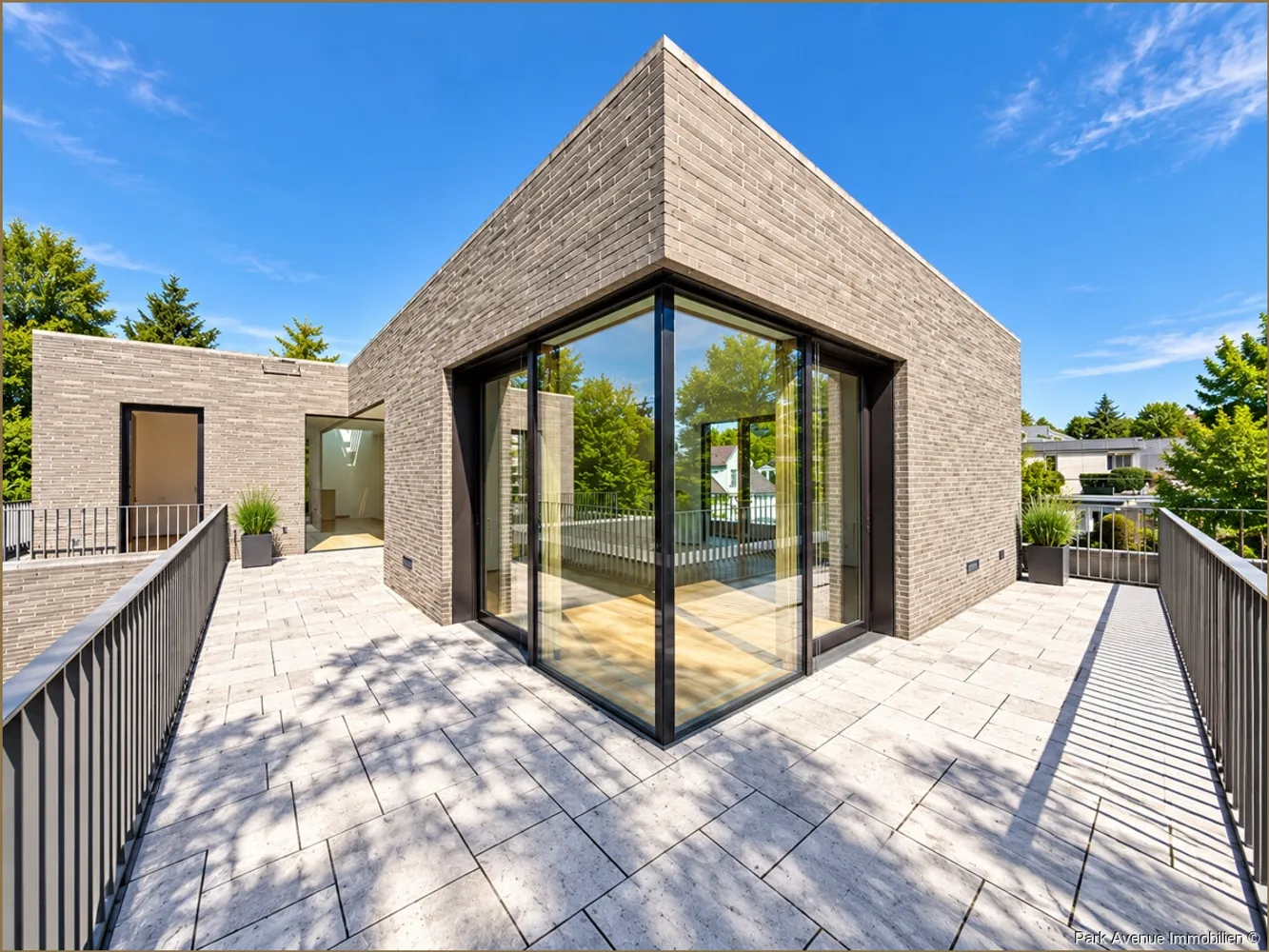 4 Zimmer Wohnung mit 184 m² in München – Bild 3
