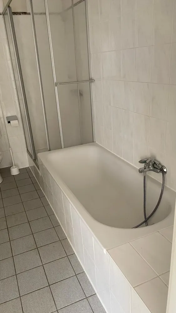 4 Zimmer Wohnung mit 98 m² in Hof – Bild 2