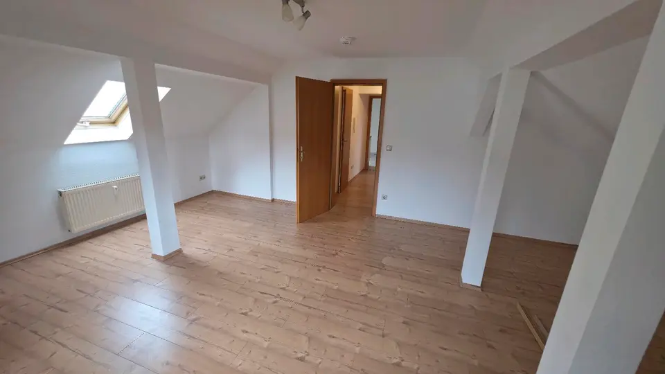 2 Zimmer Wohnung mit 44 m² in Saalfeld/Saale – Bild 1