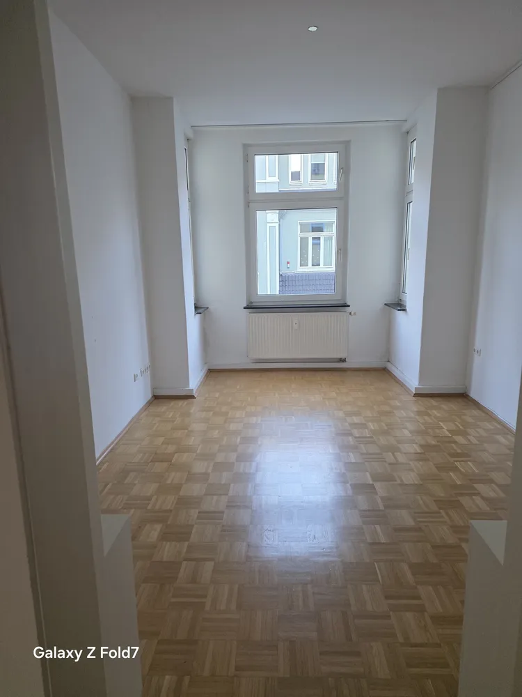 3 Zimmer Wohnung mit 78 m² in Essen – Bild 4