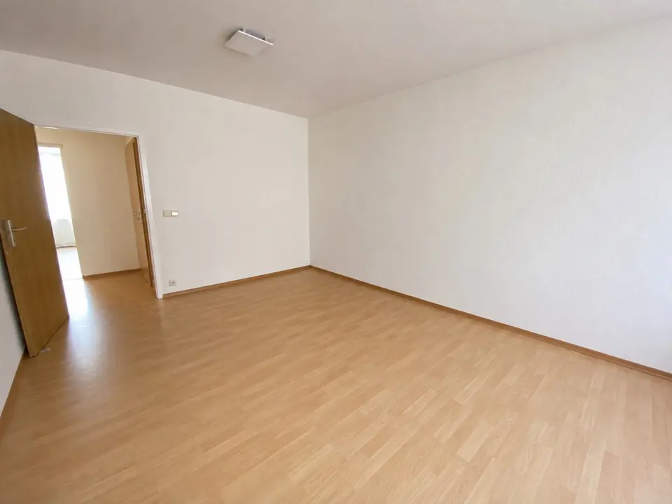 2 Zimmer Wohnung mit 49 m² in Suhl – Bild 6