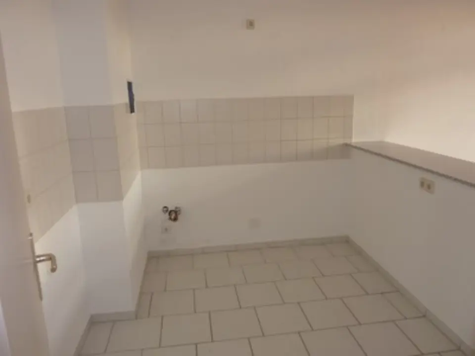3 Zimmer Wohnung mit 88 m² in Weißenfels – Bild 4