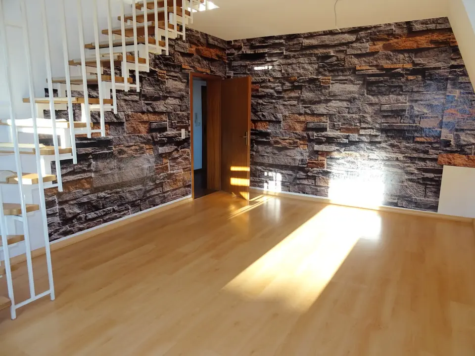 5 Zimmer Wohnung mit 145 m² in Werdau – Bild 1