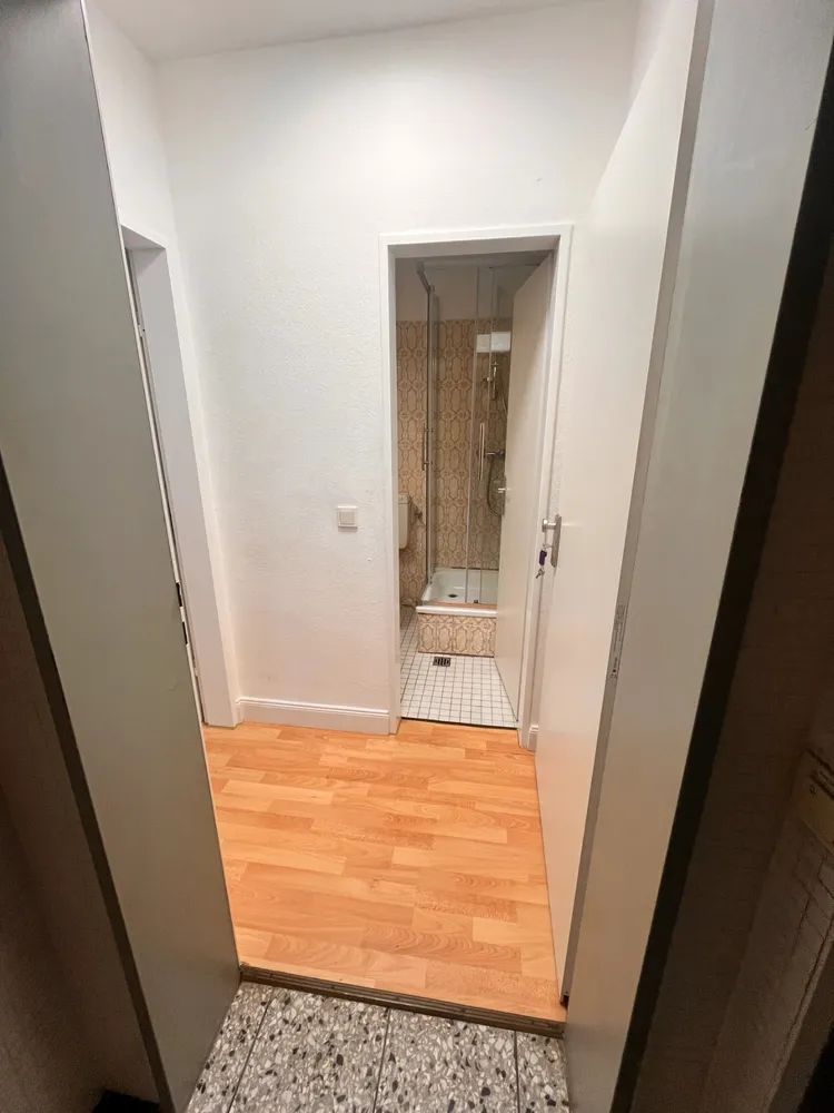 1 Zimmer Wohnung mit 30 m² in Köln – Bild 3