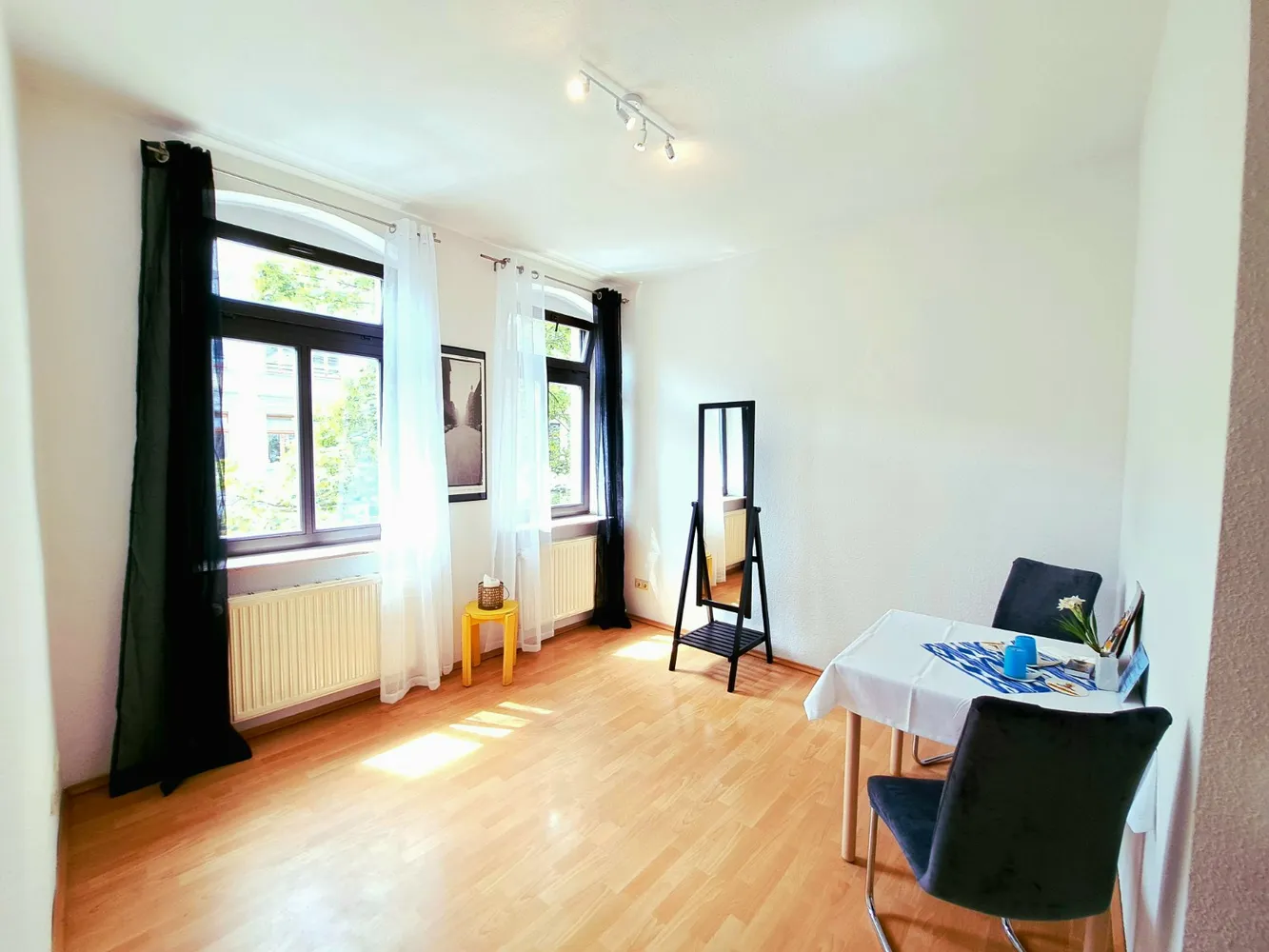 2 Zimmer Wohnung mit 39 m² in Halle (Saale) – Bild 2