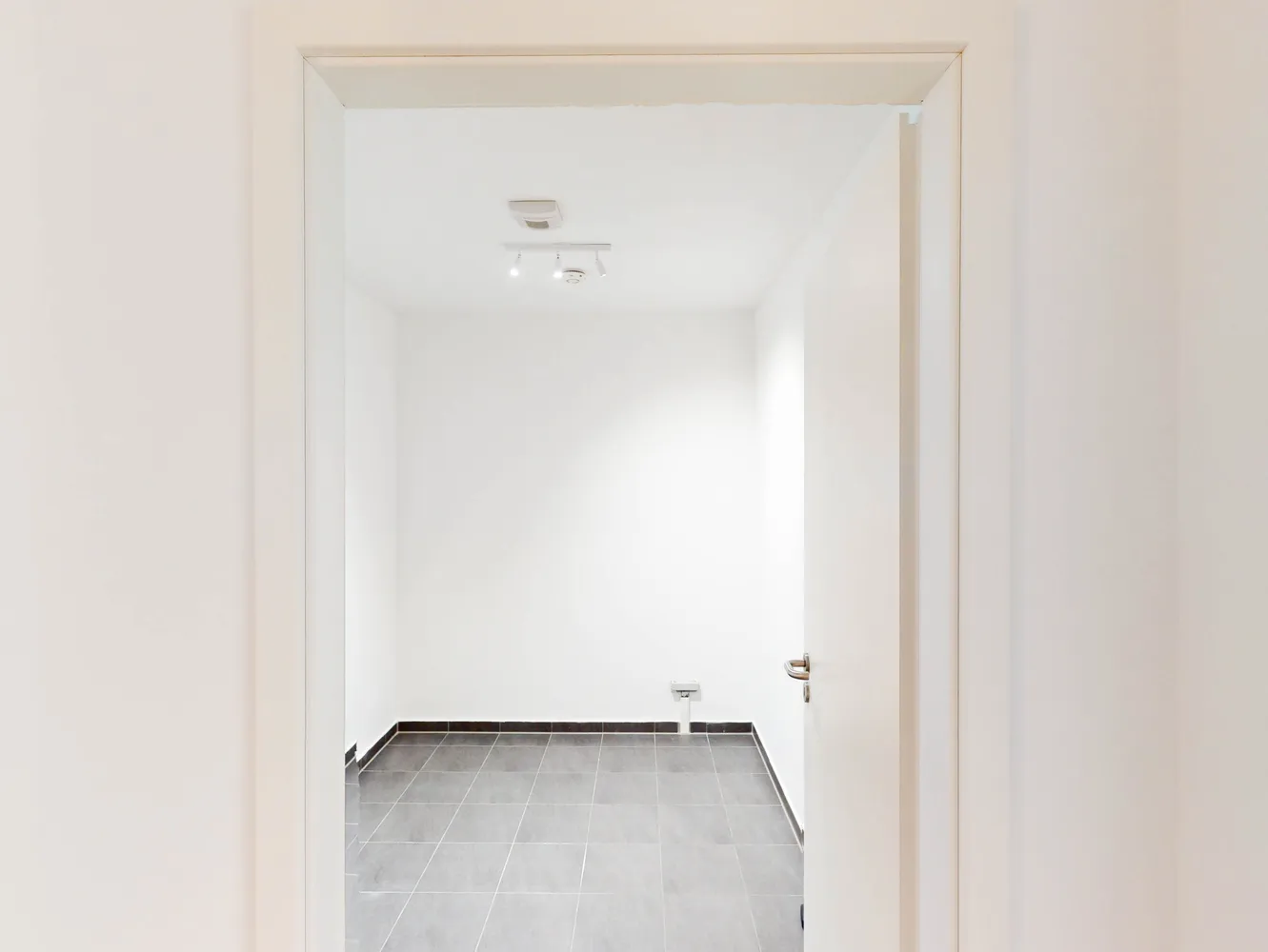 2 Zimmer Wohnung mit 83 m² in Stuttgart – Bild 10