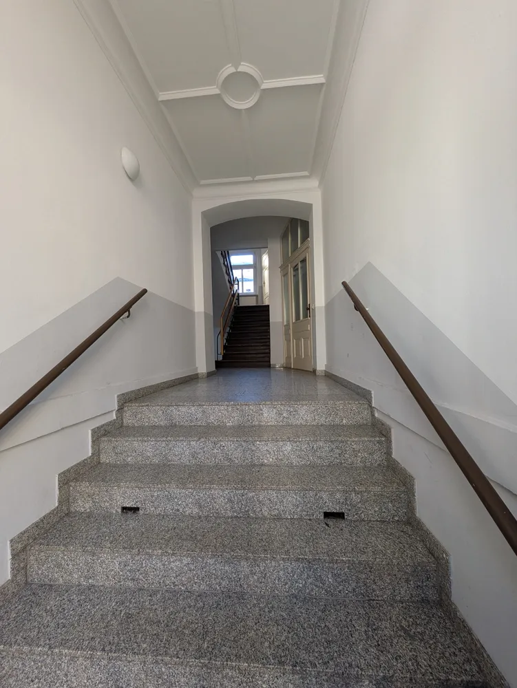 2 Zimmer Wohnung mit 65 m² in Halle (Saale) – Bild 2