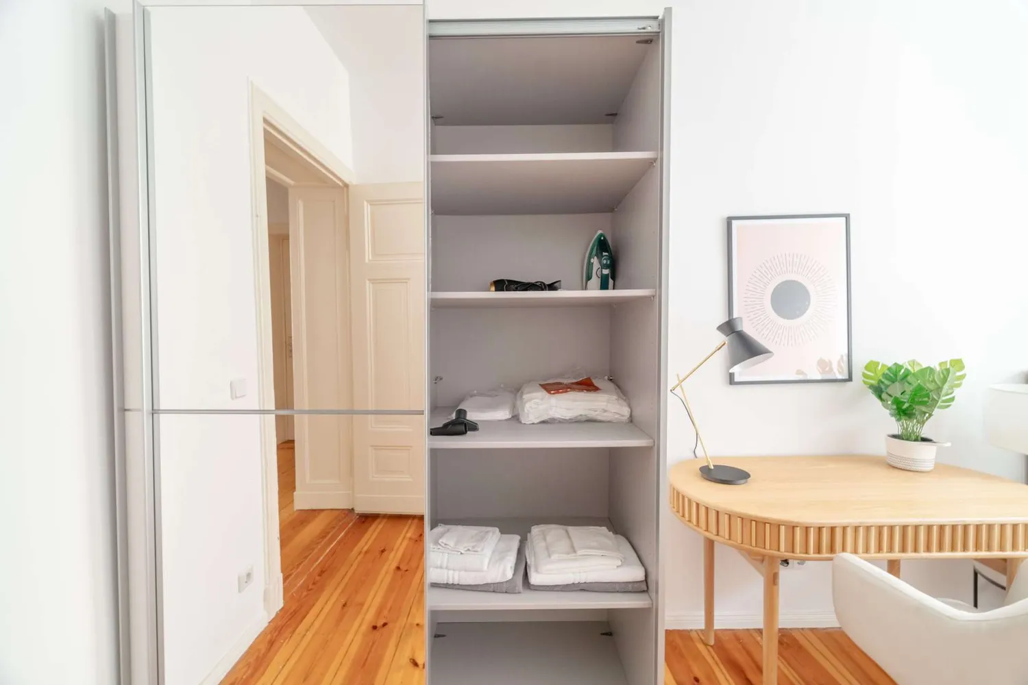 2 room apartment with 56 m² in Berlin – Photo 12