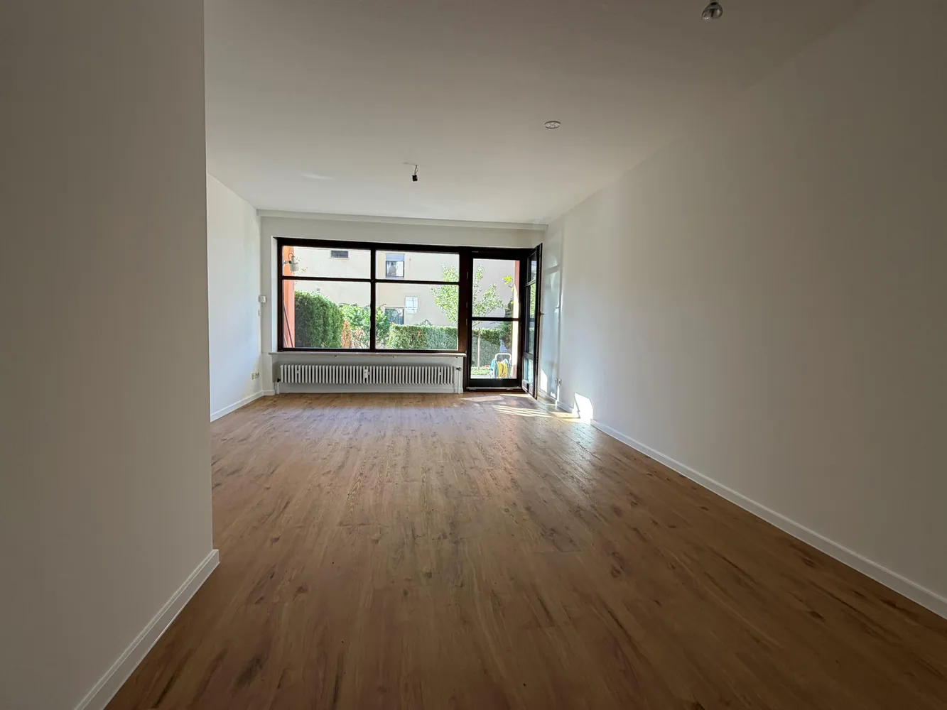3 Zimmer Wohnung mit 80 m² in Nürnberg – Bild 2