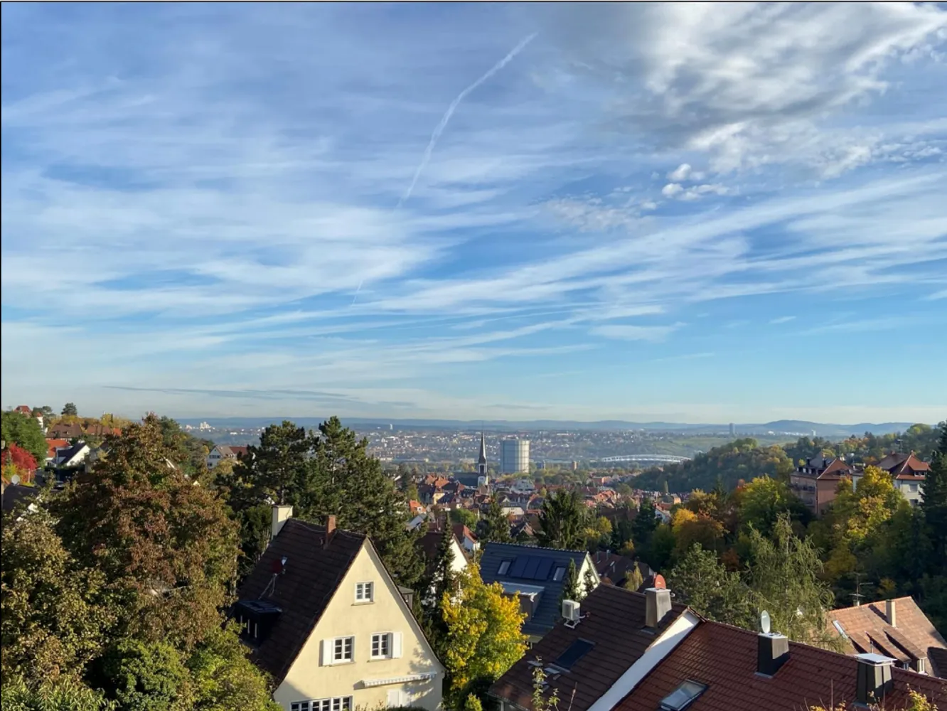5 Zimmer Wohnung mit 240 m² in Stuttgart – Bild 1