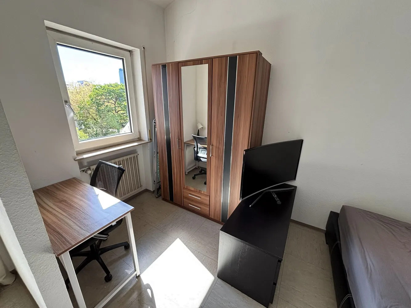2 Zimmer Wohnung mit 35 m² in Karlsruhe – Bild 6