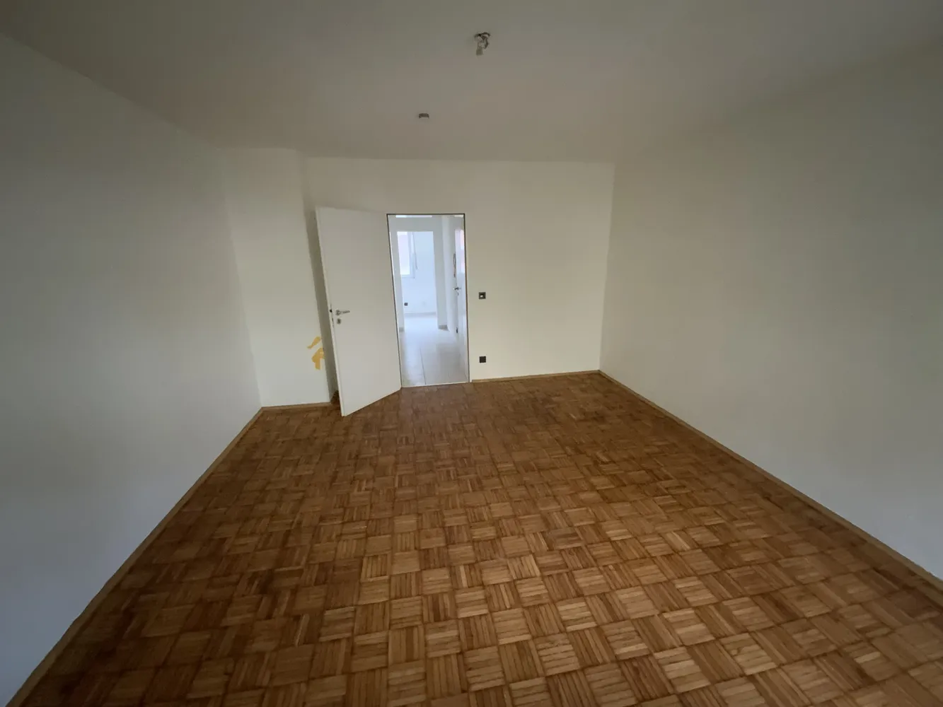 2 Zimmer Wohnung mit 35 m² in Essen – Bild 2