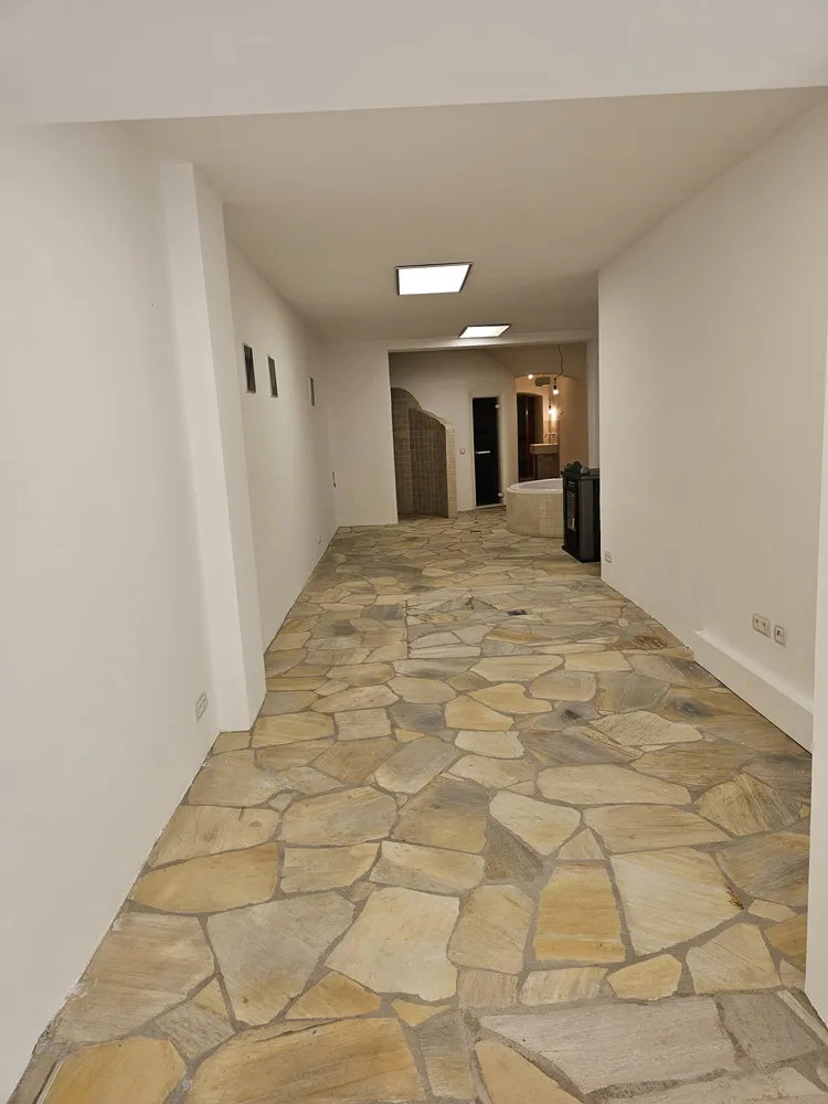 2 Zimmer Wohnung mit 108 m² in Wiesbaden – Bild 10