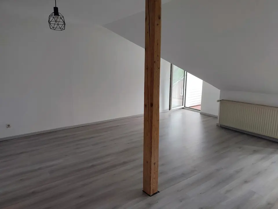 2 Zimmer Wohnung mit 65 m² in Oldenburg – Bild 1