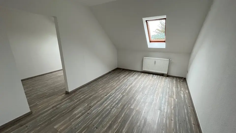 4 Zimmer Wohnung mit 80 m² in Werdau – Bild 8