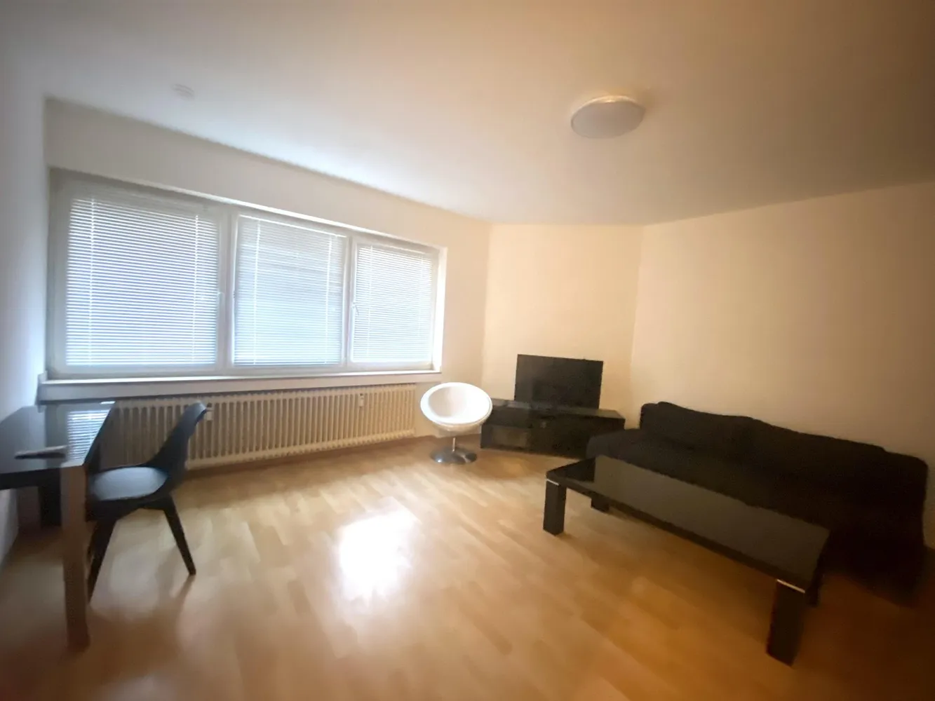 2 Zimmer Wohnung mit 50 m² in Köln – Bild 10