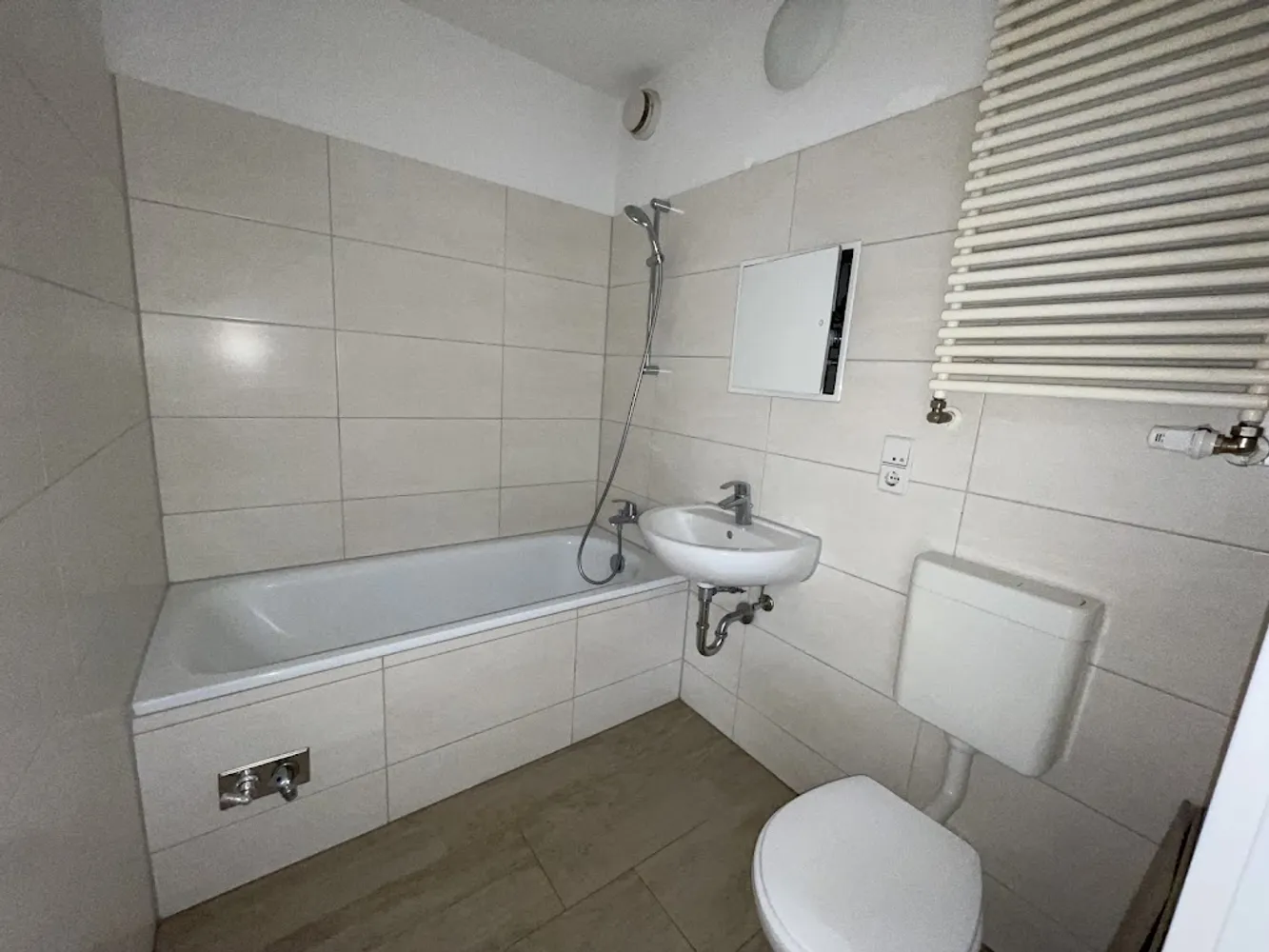 2 Zimmer Wohnung mit 47 m² in Berlin – Bild 10