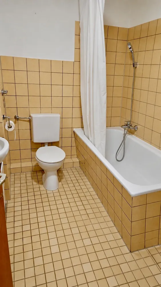 2 Zimmer Wohnung mit 44 m² in Lübeck – Bild 3