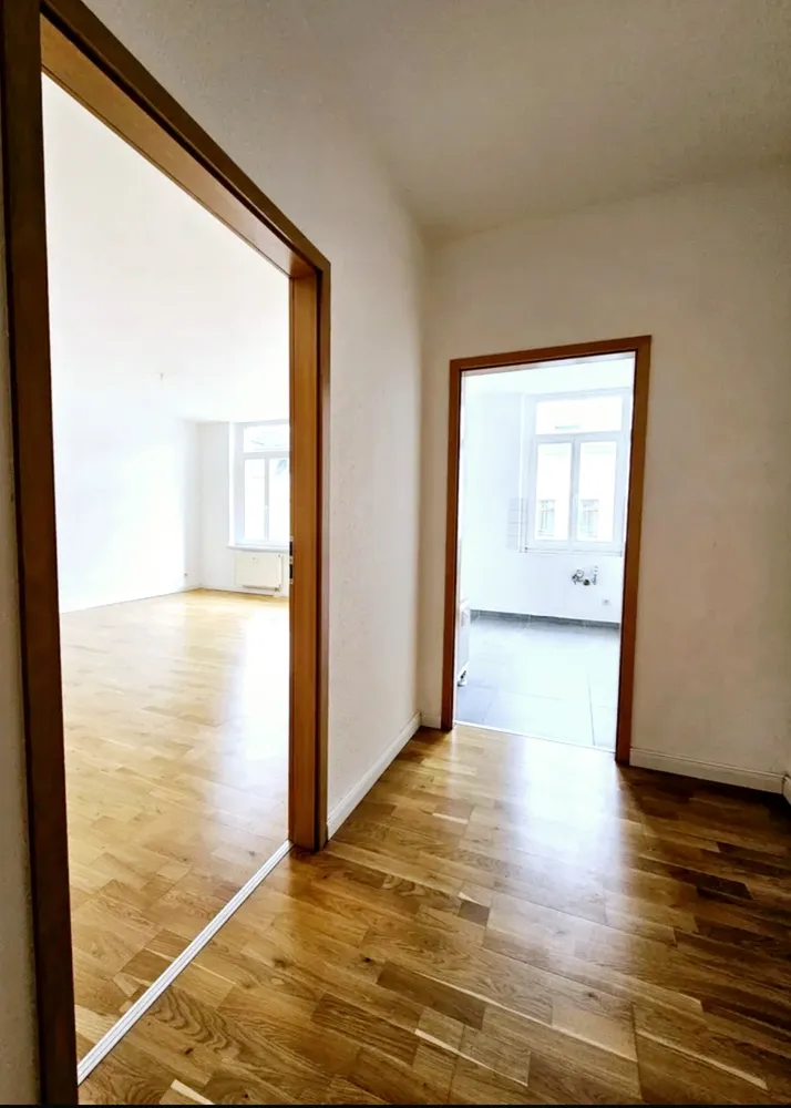 2 room apartment with 70 m² in Chemnitz – Photo 11