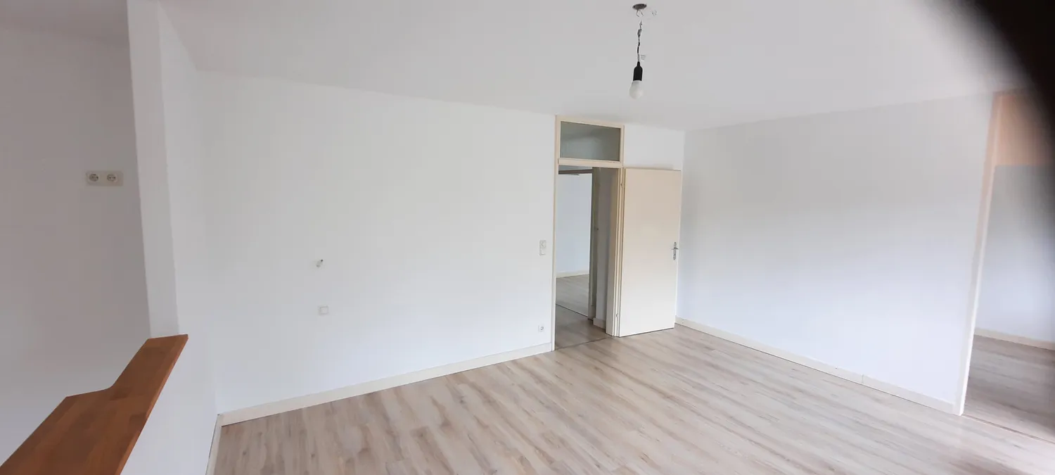 4 Zimmer Wohnung mit 120 m² in Augsburg – Bild 8