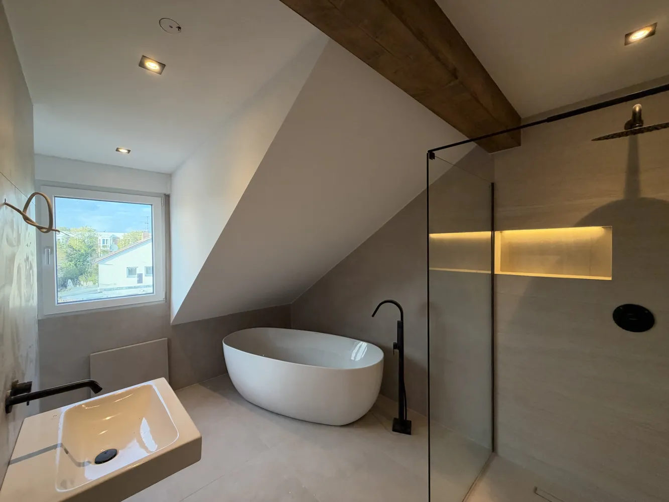 3 Zimmer Wohnung mit 112 m² in Köln – Bild 4