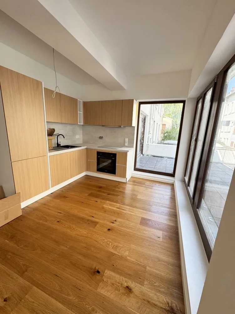 3 Zimmer Wohnung mit 107 m² in Wiesbaden – Bild 4