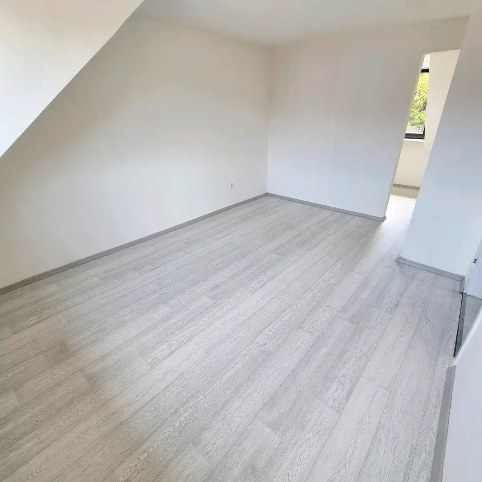4 Zimmer Haus mit 81 m² in Saarbrücken – Bild 1