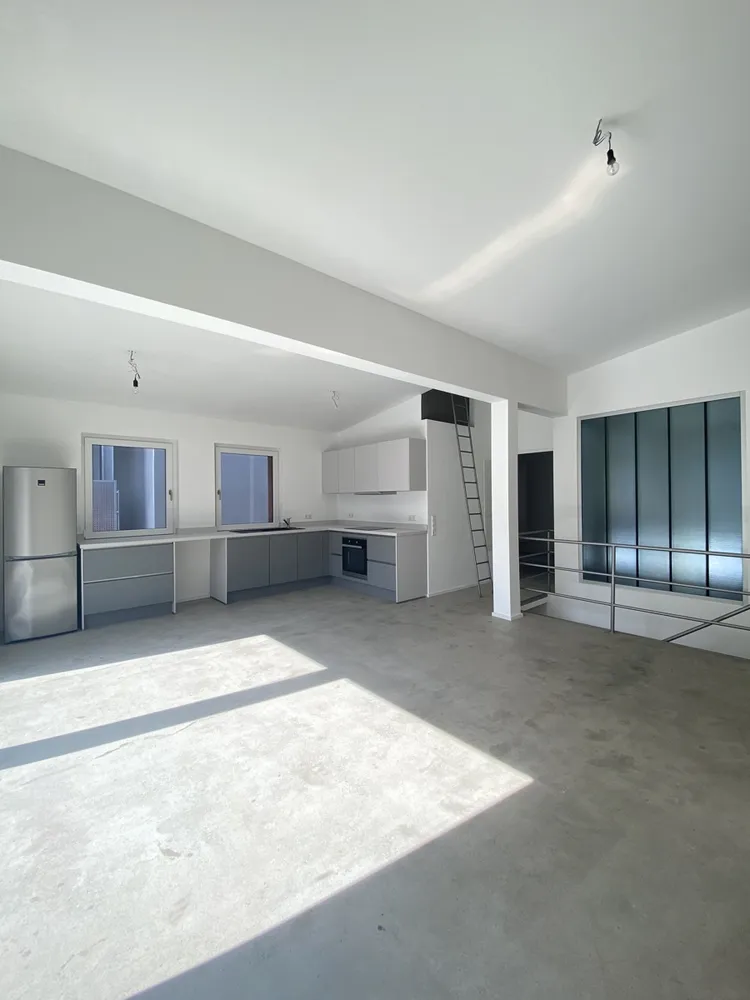 3 Zimmer Wohnung mit 100 m² in Stuttgart – Bild 2