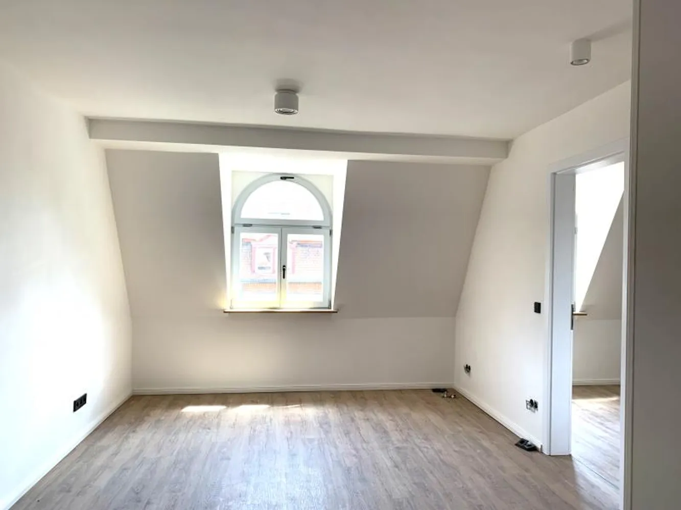 4 Zimmer Wohnung mit 86 m² in Nürnberg – Bild 2