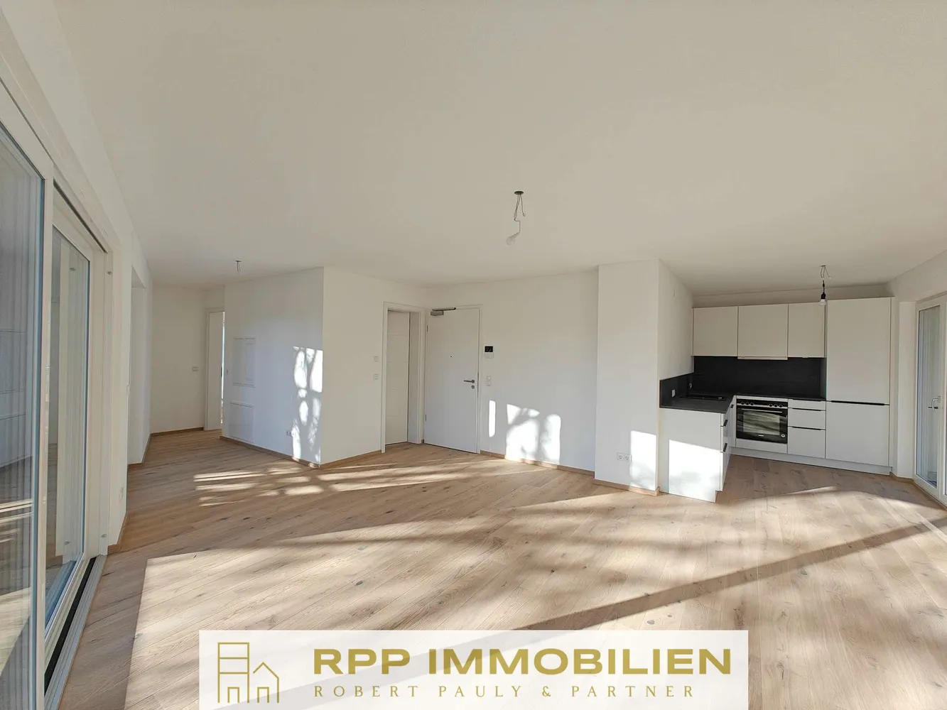 2 Zimmer Wohnung mit 79 m² in München – Bild 3