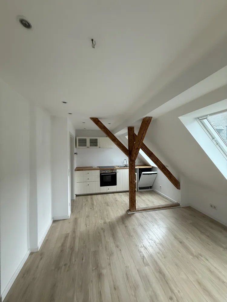 2 Zimmer Wohnung mit 78 m² in Düsseldorf – Bild 9