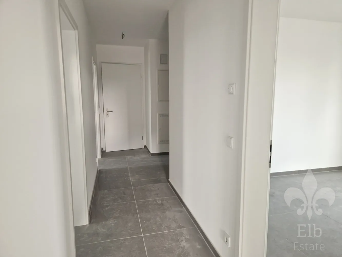 4 Zimmer Wohnung mit 113 m² in Magdeburg – Bild 3